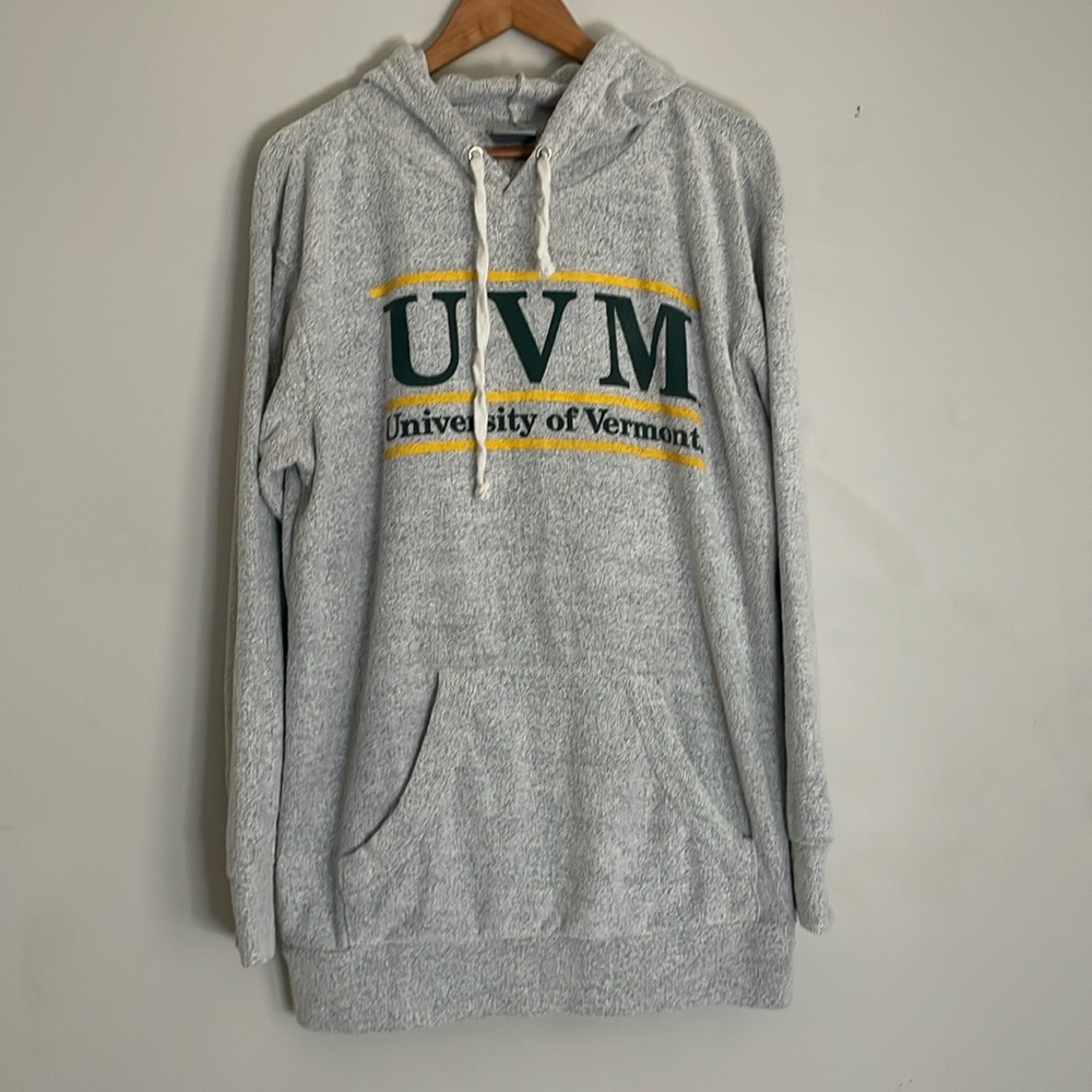 University of Vermont hoodie size medium